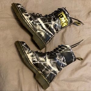 Dr Martens 1490 Grunge Razorwire Combat Boots